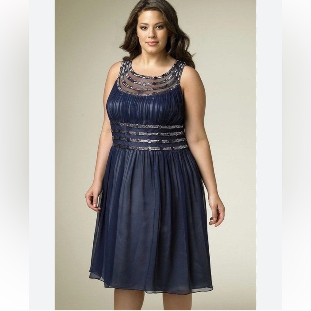 Adrianna Papell blue silk chiffon sleeveless sequined knee length dress size 16W